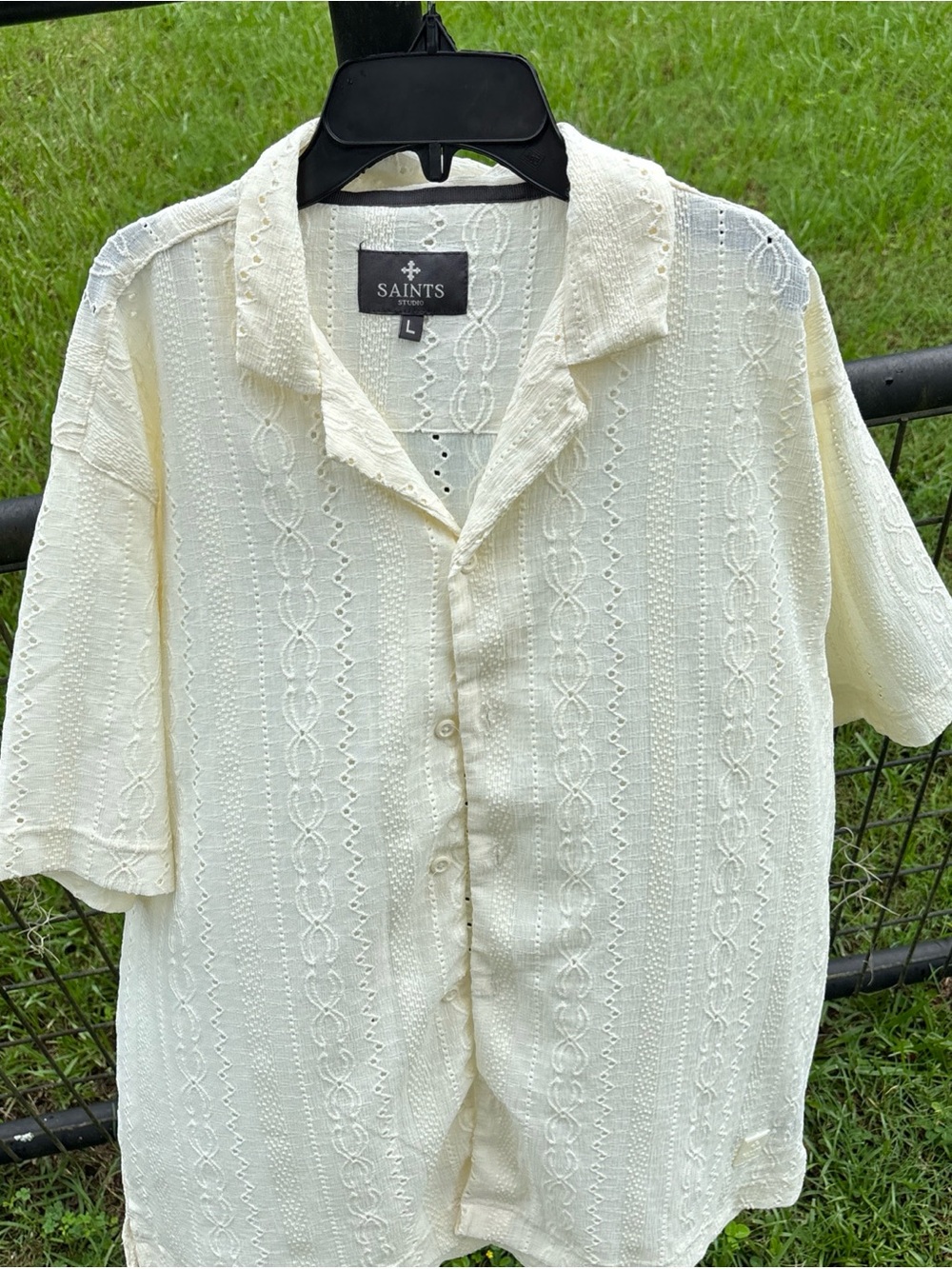 Saints Cream Textured Short-Sleeve Button-Down Shirt - Picture 2 of 5